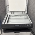 1482569-10 Mac-dator, kassaskåp, skrivare och gamingstol - Apple, Profsafe, Brother, Biltema