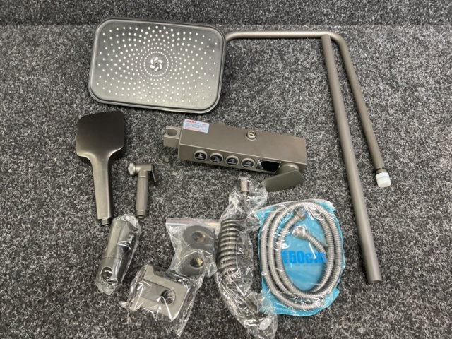 1540646-2 Takduschset Sanitary Ware - Stålgrå