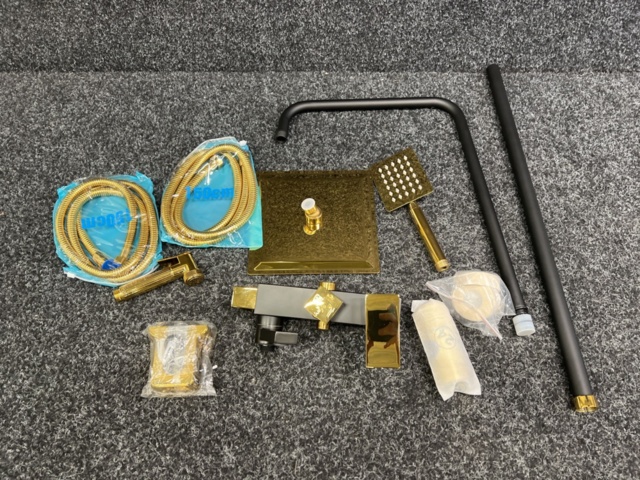 1540657-5 Takduschset Sanitary Ware - Gold