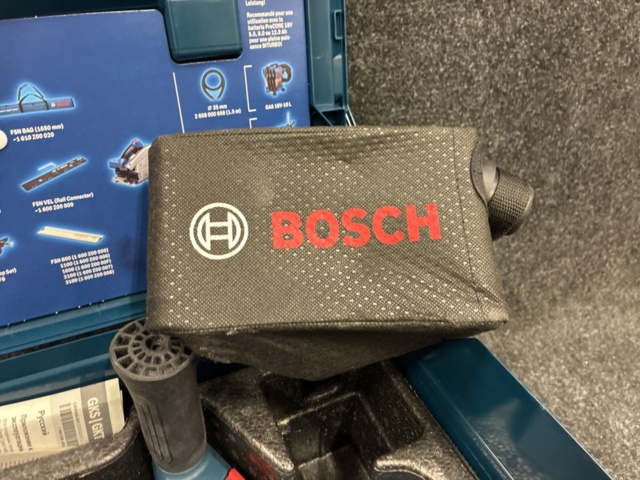 1542405-18 Plunge saw Bosch GKT 18V-52 GC