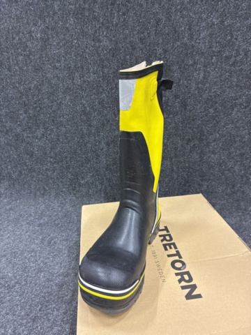 1542475-5 Safety boots Tretorn Spiked Pro, Size 45