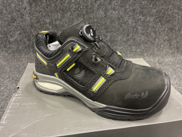 1542480-3 Safety shoes Gesto Bysen, Size 36