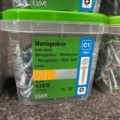 1542531-7 11 st Förpackningar Montageskruv, Essve