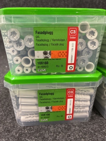 1542533-2 4 st Förpackningar Fasadplugg, Essve
