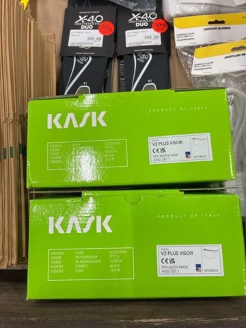 1542610-2 LPG hose, padlock, extension cords etc.