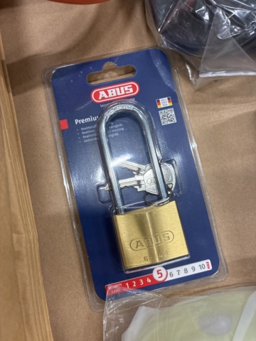 1542610-20 LPG hose, padlock, extension cords etc.
