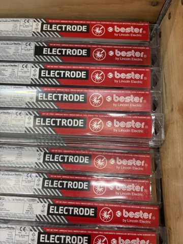 1542614-23 Svetselektroder, elektrodhållare, snabbkoppling m.m.