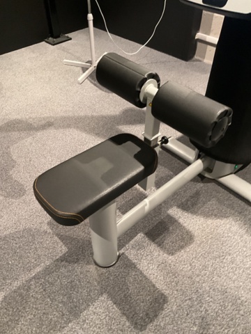 1473432-8 EGYM - M7 Lat Pulldown