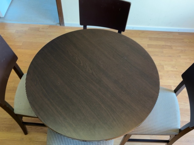 1500086-2 Collection of Round Tables and Chairs