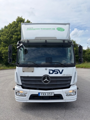 1368223-3 Skåpbil med öppningsbar sida - Mercedes-Benz Trucks Atego -2018