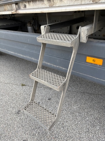 1368223-16 Skåpbil med öppningsbar sida - Mercedes-Benz Trucks Atego -2018