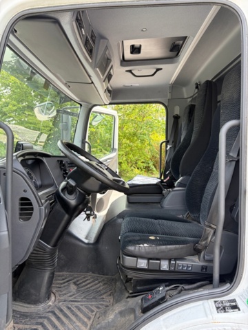 1368223-48 Skåpbil med öppningsbar sida - Mercedes-Benz Trucks Atego -2018