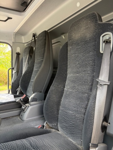 1368223-50 Skåpbil med öppningsbar sida - Mercedes-Benz Trucks Atego -2018