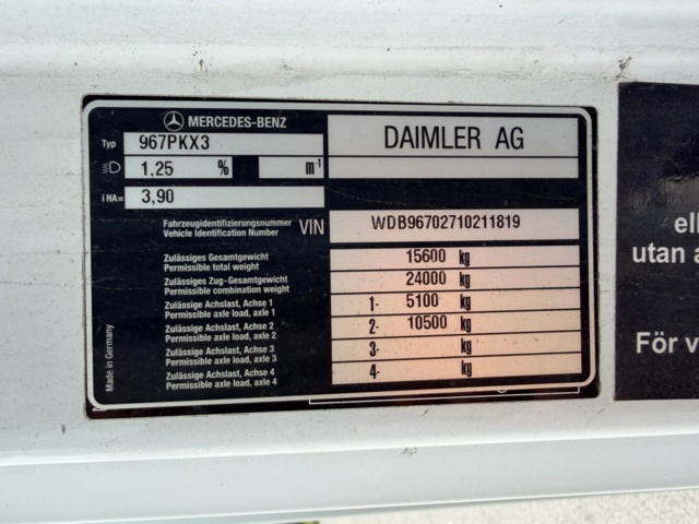 1368223-56 Skåpbil med öppningsbar sida - Mercedes-Benz Trucks Atego -2018