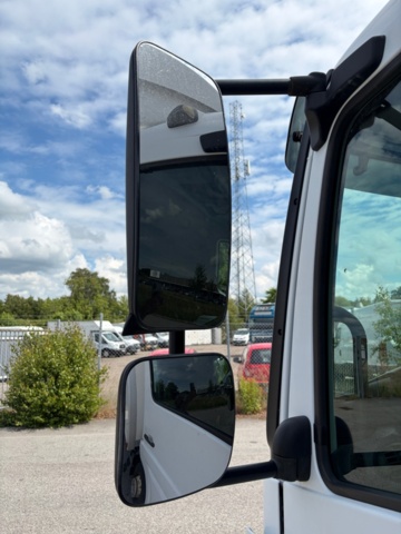 1368223-59 Skåpbil med öppningsbar sida - Mercedes-Benz Trucks Atego -2018