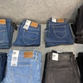 1542690-2 Stort jeansparti – LEE, Wrangler, Nudie Jeans, Superdry m.fl. | 140+ nya plagg med etikett