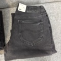 1542690-11 Stort jeansparti – LEE, Wrangler, Nudie Jeans, Superdry m.fl. | 140+ nya plagg med etikett