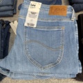 1542690-19 Stort jeansparti – LEE, Wrangler, Nudie Jeans, Superdry m.fl. | 140+ nya plagg med etikett