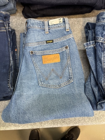 1542690-34 Stort jeansparti – LEE, Wrangler, Nudie Jeans, Superdry m.fl. | 140+ nya plagg med etikett