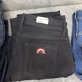 1542690-37 Stort jeansparti – LEE, Wrangler, Nudie Jeans, Superdry m.fl. | 140+ nya plagg med etikett
