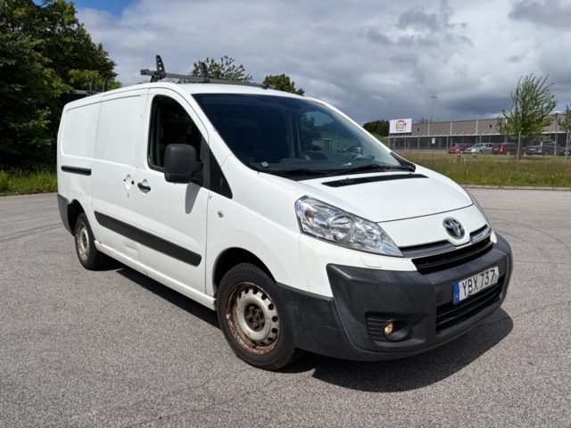 1368096-3 Toyota ProAce Skåpbil 2.0 D-4D Manuell, 128hk -2016