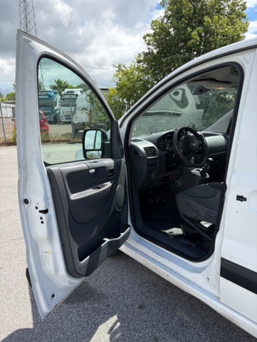1368096-21 Toyota ProAce Skåpbil 2.0 D-4D Manuell, 128hk -2016