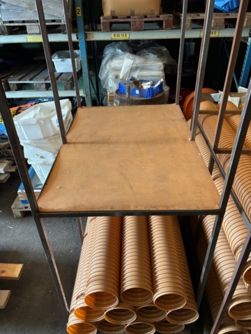 1475308-3 Stand for storage