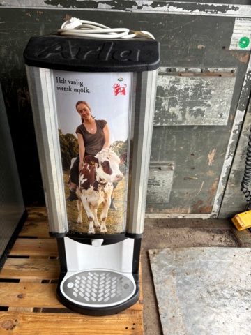1475320-1 Mjölkkyl / mjölkdispenser – Arla