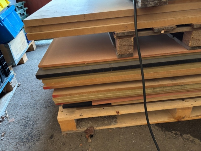 1475327-3 Samling med MDF-skivor 23 stycken