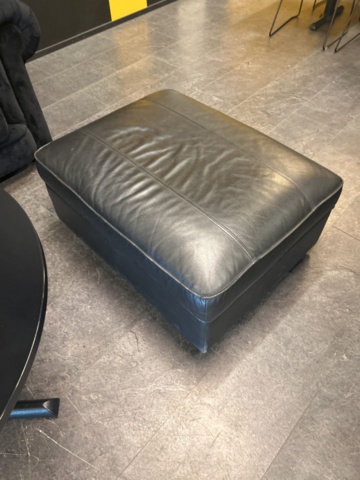 1539929-7 Möbler - soffa, sittpallar och bord - AZ Design