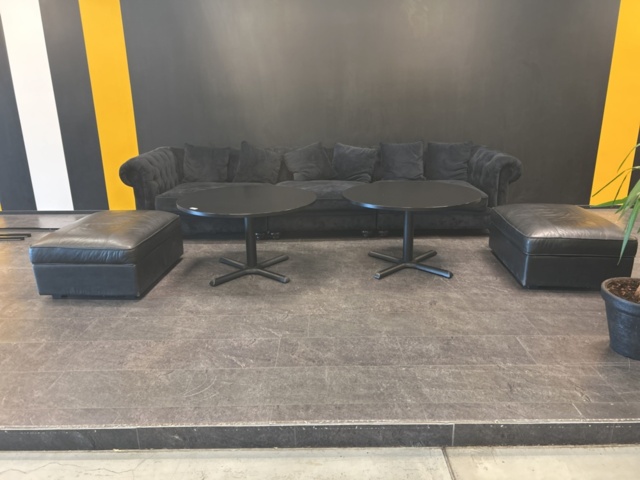 1539929-13 Möbler - soffa, sittpallar och bord - AZ Design