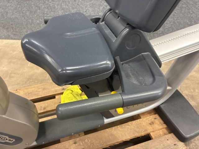 1542996-10 Motionscykel, TechnoGym Excite