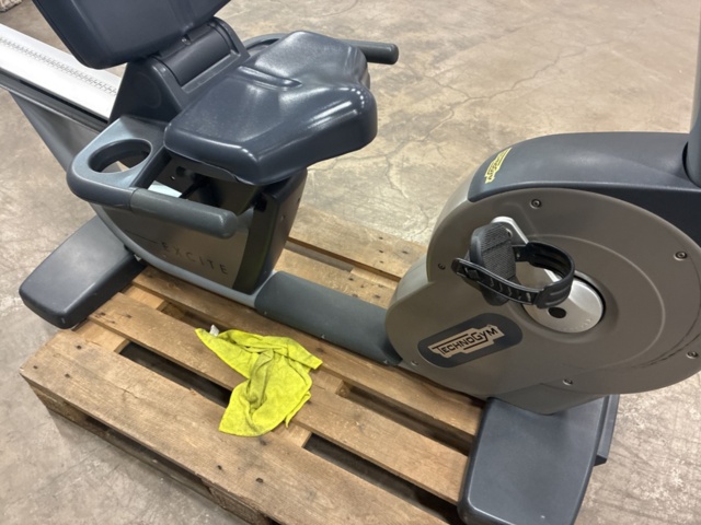 1542996-19 Motionscykel, TechnoGym Excite