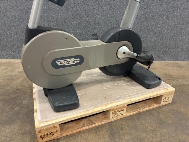 1542994-2 Exercise bike, TechnoGym EXC 700 SP
