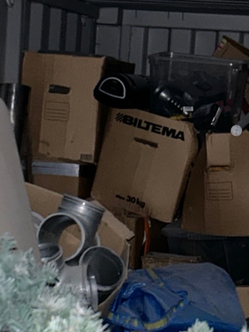 1192815-7 Contents of a 20-foot container