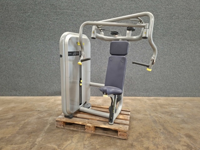1542967-1 Bröstmaskin, TechnoGym