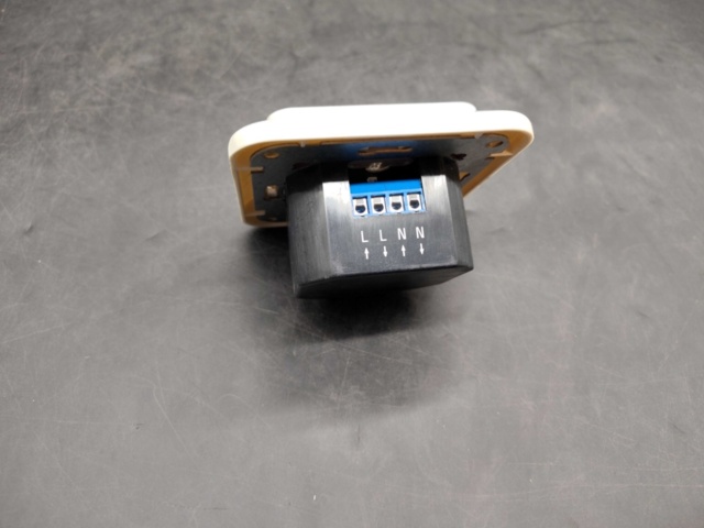 1543016-2 Timer 10 st, infälld elektronisk 16A