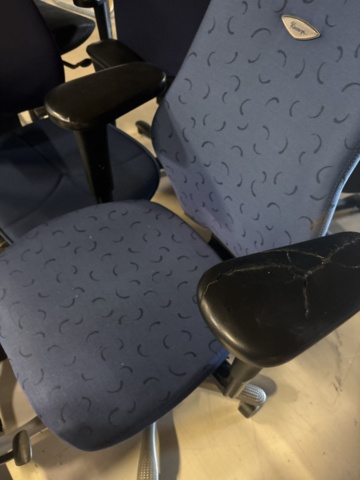1373152-7 Samling med kontorsstolar – Kinnarps