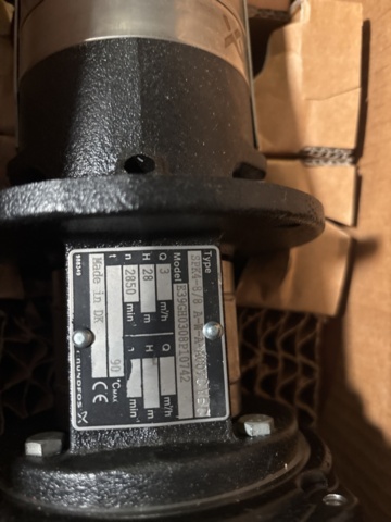 1373179-2 Cirkulationspump – Grundfos SPK4-8/8 med elmotor