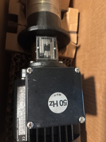 1373179-3 Cirkulationspump – Grundfos SPK4-8/8 med elmotor