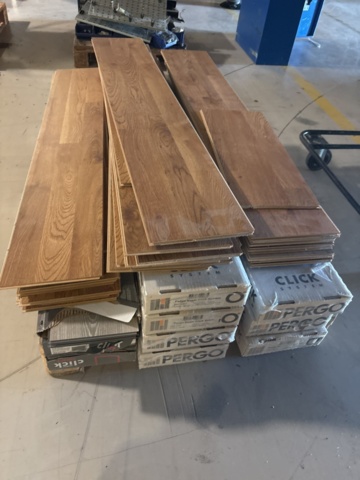 1373183-3 Samling med laminatgolv – Pergo Click System