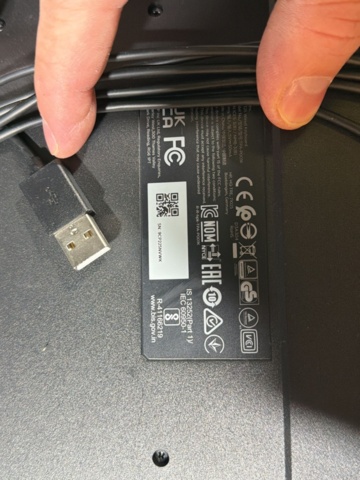 1516358-7 Samling med tangentbord, webbkameror och USB-Ethernet-adaptrar
