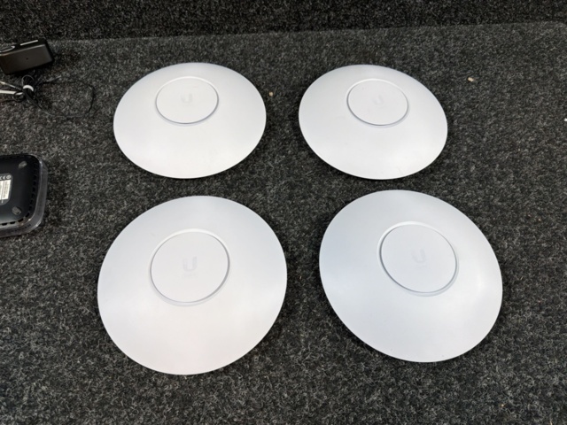 1516359-4 Trådlöst nätverkssystem med tillbehör - Ubiquiti UniFi U6 Enterprise