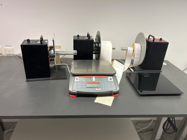 1535633-1 Label dispenser with scale - Labelmate UCAT-1
