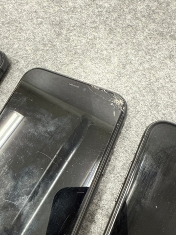 1535494-4 Mobiltelefoner 3 st - Apple iPhone 11