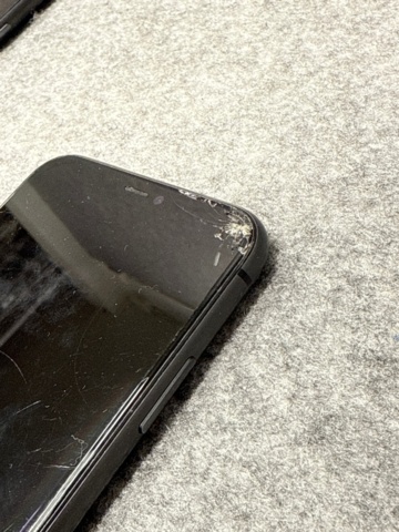 1535494-11 Mobiltelefoner 3 st - Apple iPhone 11