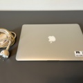 1511296-1 MacBook Air  A1466 med laddare