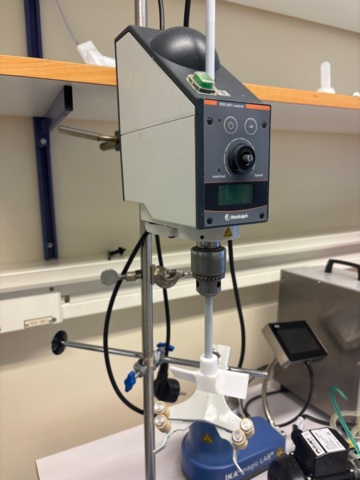 1535574-2 Samling med diverse labbutrustning - Heidolph RZR 2051 control / IKA magicLAB