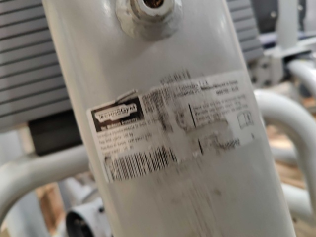 1542968-18 Chin & dipmaskin,Technogym