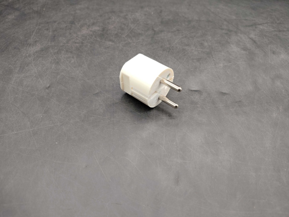 1543290-1 Plug 100 pcs, without ground